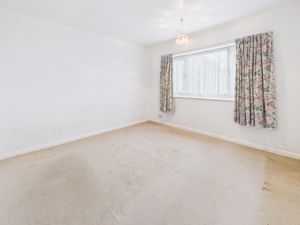 Bedroom- click for photo gallery